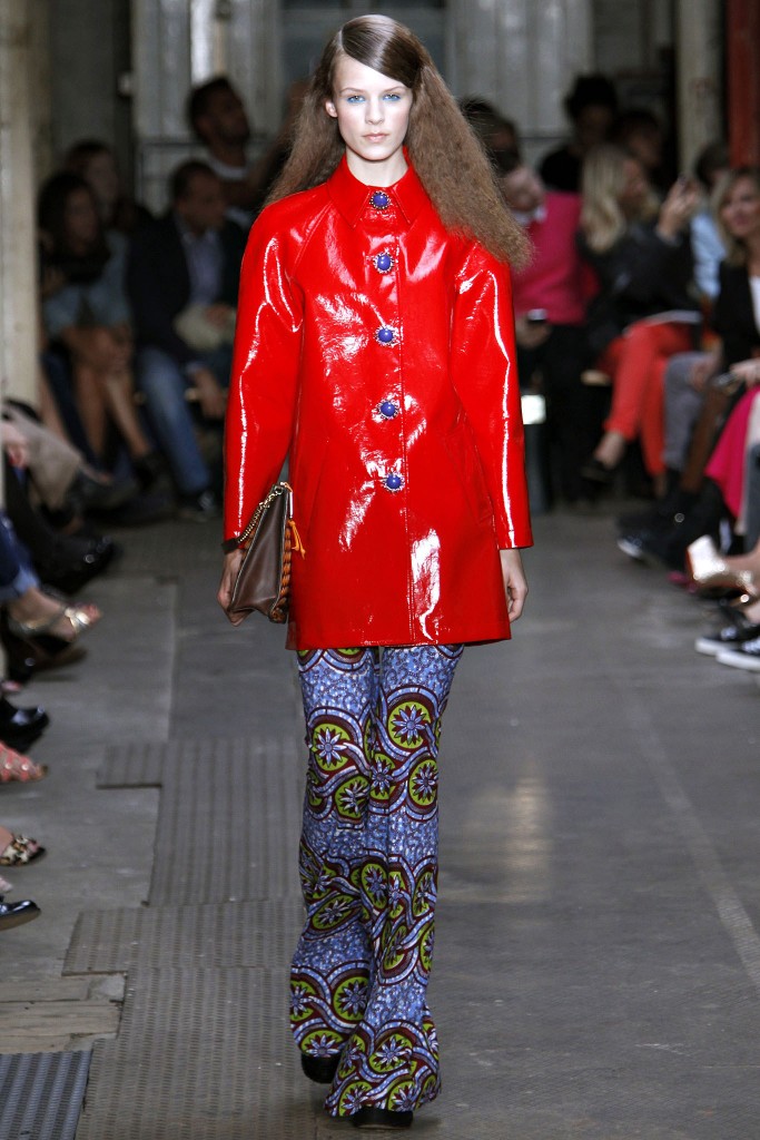 Moschino Cheap and Chic Spring 2013 Ready To Wear 1
