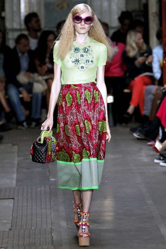 Moschino Cheap and Chic Spring 2013 Ready To Wear 3