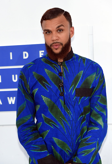 Award Show- Jidenna and Tiwa Savage on the MTV Awards 2016 Red Carpet 2