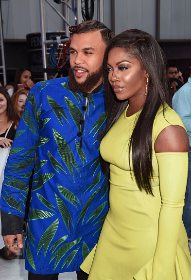 Award Show- Jidenna and Tiwa Savage on the MTV Awards 2016 Red Carpet 3